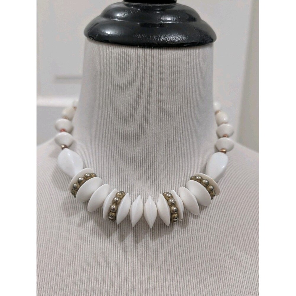Vintage 1960s Mod White Geometric Choker Necklace Chunky Resin Brass Hook